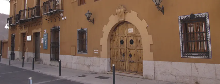 Centre Cultural Palau de Vivel &ndash; La Vall d'Uix&oacute;